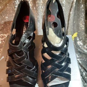 Aerosoles black wedge